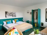 Hotel am Friedberger See Aichach 호텔