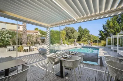 Casa Dina Hotels in Calvisson