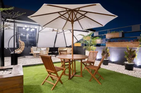 The Difan Hotel Отели рядом с достопримечательностью «Alun - Alun Gubernuran Jambi»