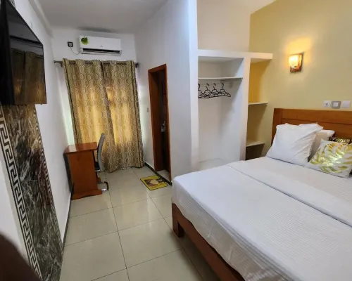 Hotel San Pedro Hotels in Mfoundi
