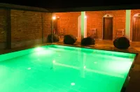 Pinthaliya Resort - สระว่ายน้ำส่วนตัว