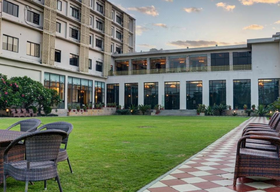 hotel overview picture