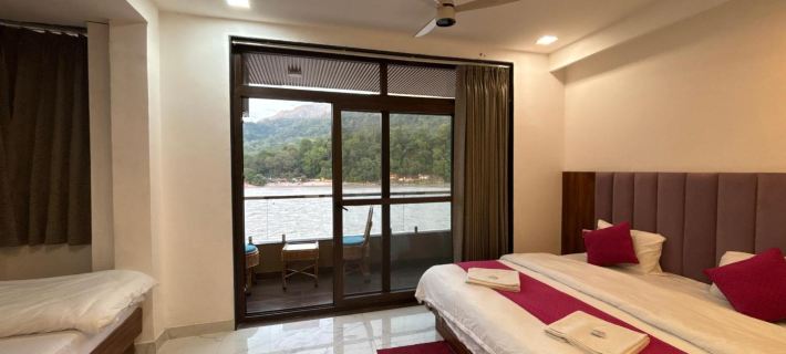 Maayaa Inn by Ganges Ξενοδοχεία στην πόλη Rishikesh