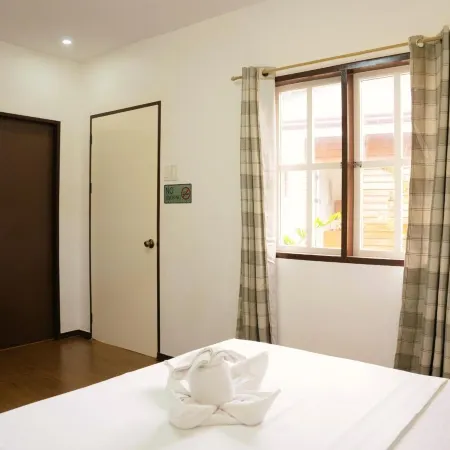 D'Barn Hostel