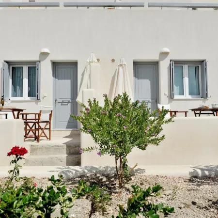 Tsakanos Home