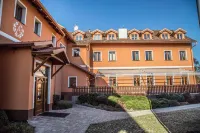 Amálka u Řípu Hotels in 