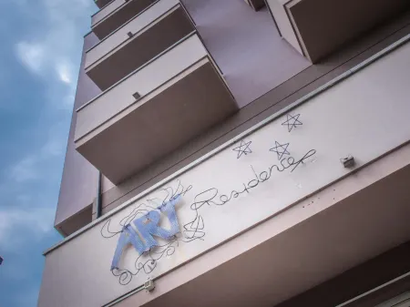 Residence Art Отели рядом с достопримечательностью «Темпио Малатестиано»