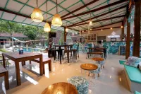 Makarma Resort Lombok - bar