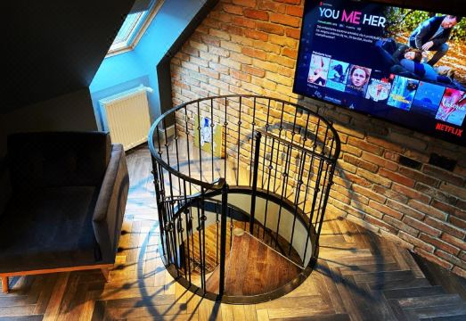 올드 타운 럭셔리 아파트먼트 내부 전경