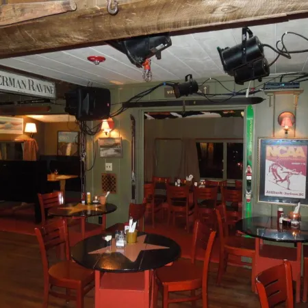 Wildcat Inn and Tavern