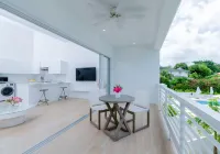 Mullins Grove Hotels in Mullins