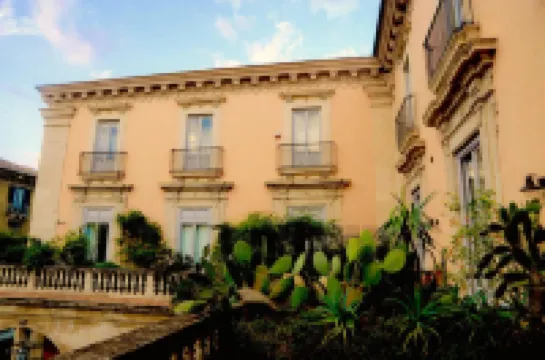 อาสมุนโด ดิ จิซิรา