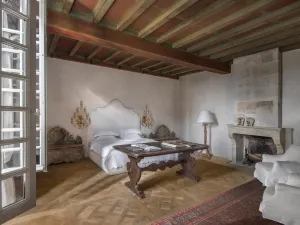 레 매종 드 호텔 파티큘리어