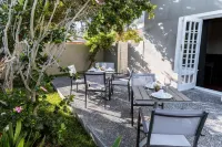 Le Petit Chateau Guest House