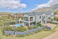 Stay at Friends Các khách sạn ở Kleinmond