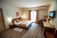 Café de Rome Hotels in Дакар