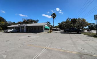 Grove City Motel