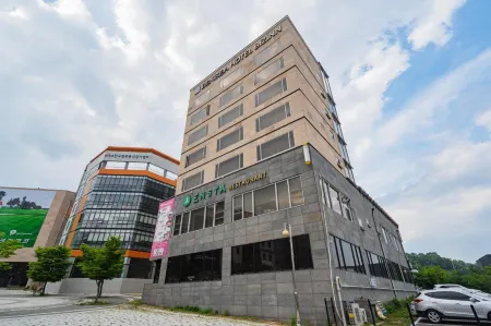 Benikea Biz Inn Hotel Отели рядом с достопримечательностью «Ganhyeon Yuwonji»