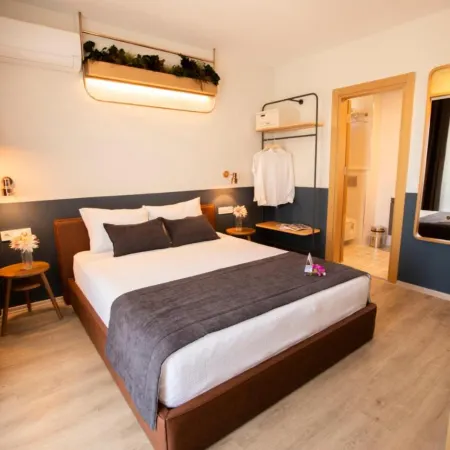 Urla 1867 Hotel