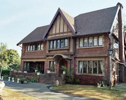 The Sleeping Bao B&B Hotels in Pietermaritzburg