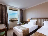 Astoria Grand Hotel Hotels near Central Synagogue of Sofia