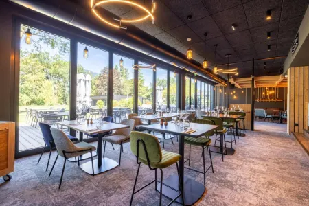 Miura Отели рядом с достопримечательностью «Ibowling»