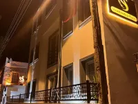 天鵝精品飯店 摩索拉斯王陵墓附近的飯店