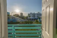 The Biscayne Hotel Hotels in West Little River