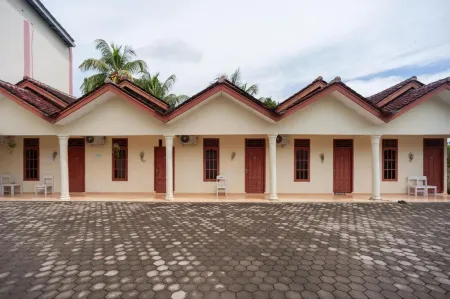 RedDoorz Near Universitas Muhammadiyah Pringsewu Отели в г. Pringsewu