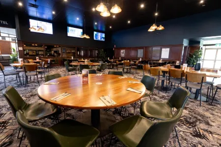 Sundowner Hotel Motel Отели в г. Кабулчер Юг