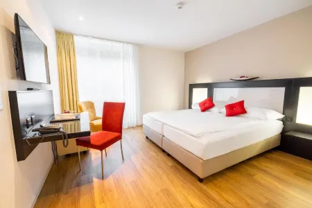 Frohsinn Отели в г. Арт