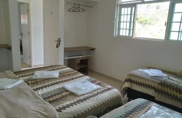 比利比利村莊旅館