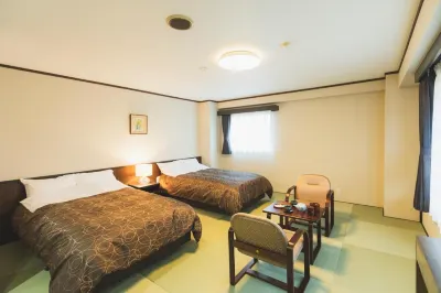 Onsen Yupopo Hotels in Сембоку