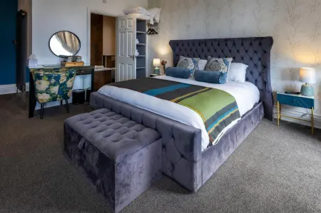 The Royal Station Hotel Отели в г. Carnforth