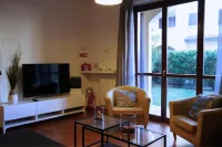 Roma 2 Apartment - THE V Collection Hotels in Saronno