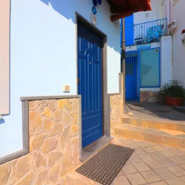 Captain Mike - de Vivo Realty Meta di Sorrento