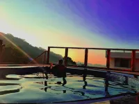 Manthra Leisure Hotels in Тенекумбура