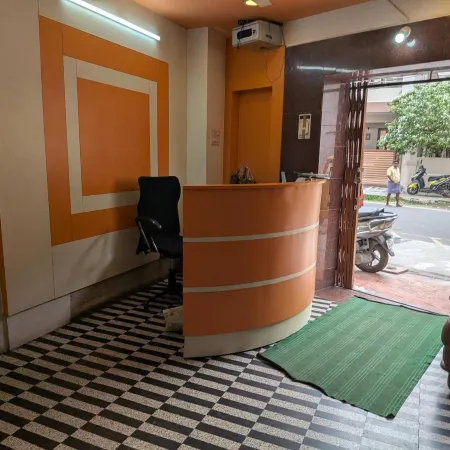 Cm Residency
