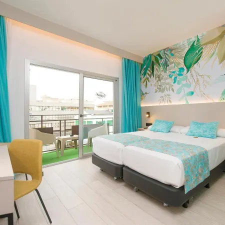 Hotel Tropical