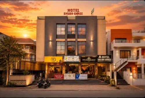 Hotel Shubhshree - Hot Tub