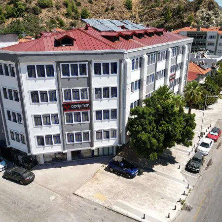 Ozalp HAN Hotel