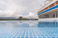Hotel Santorini Hotels in Guatape