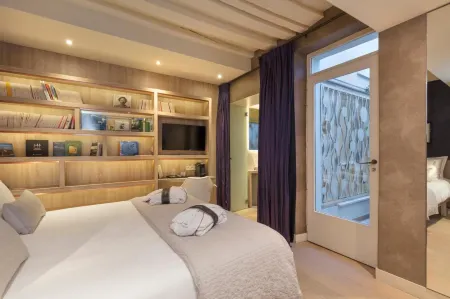 Hotel de la Rue de Lille Paris - Saint-Germain-des-Près
