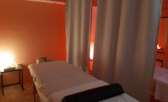 Emotion Avenida Tulum Hotel & Hostal