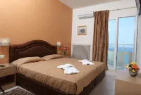 Kronos Hotel - 2-Star