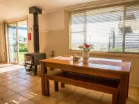 Hillview Cottages Hotels in Kingaroy