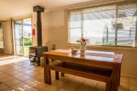 Hillview Cottages Hotels in Kingaroy