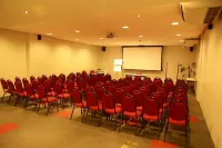 Ibis Imperatriz
