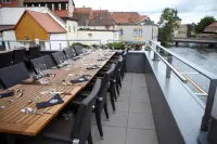 Hotel Nepomuk - breakfast