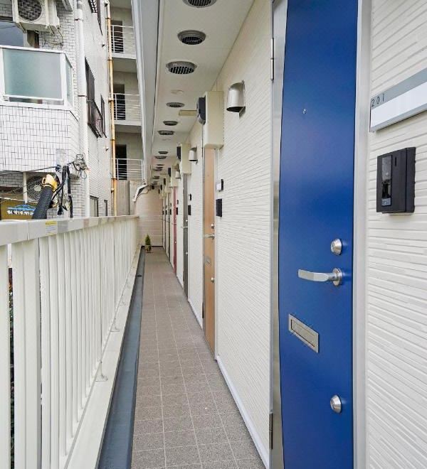 3. 블루 엠파이어 ..